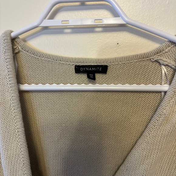 Dynamite tie sweater cream long wide sleeve - Picture 2 of 3